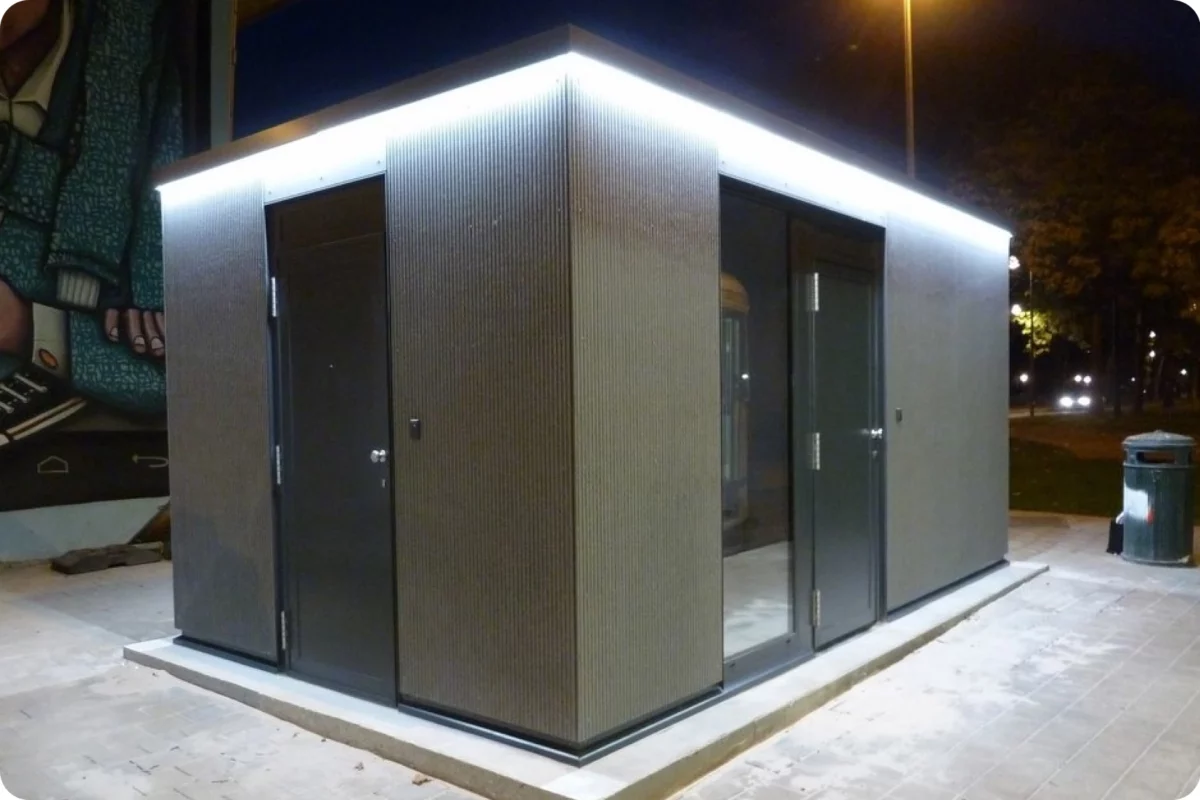 Toilettes au design urbain